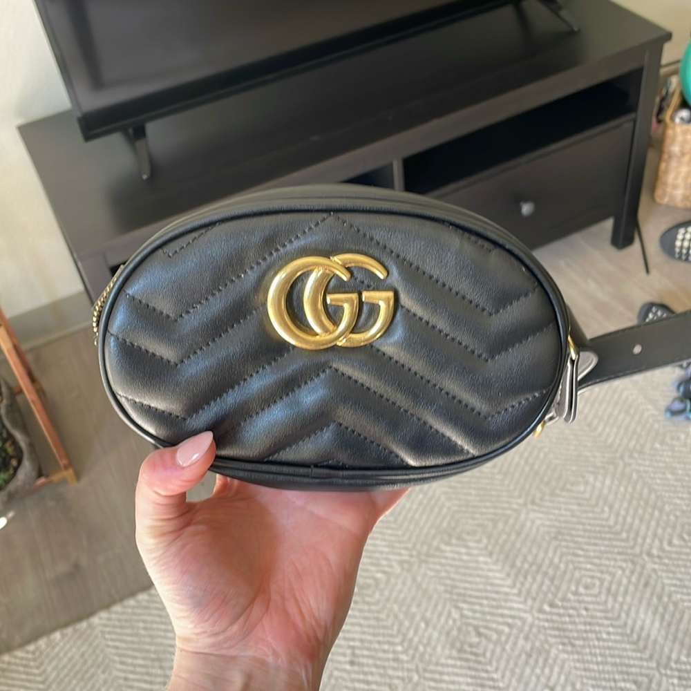 Gucci
Matelasse GG Marmont Belt Bag 75 30 Black